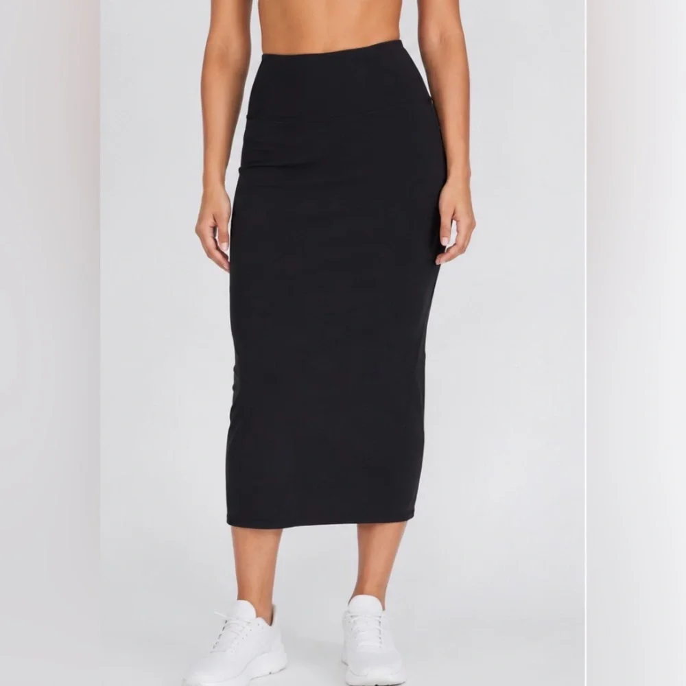 Lululemon Nulu Slim-Fit High-Rise Midi Skirt Black Size 4 NWT LW8AH0S Asia